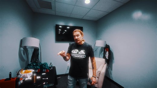 James LaBrie with some sage advice… 🤘 🎥 @wolfeeliotmedia Come join us for a brand new show with an all new setlist and stage set, playing Parasomnia in its entirety as well as a full set of other fan favorites including celebrating the 30th Anniversary of A Change of Seasons! Tickets are on sale now at dreamtheater.net/tour 🎟️ Sep 16 - Charlotte, NC - Ovens Auditorium Sep 18 - Pittsburgh, PA - Benedum Center Sep 19 - Louisville, KY - Louder Than Life Sep 21 - Detroit, MI - Fox Theatre Sep 22 