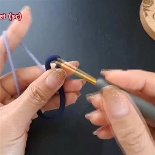 DIY Crochet Hair Scrunchies: Easy Two-Row Tutorial