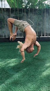 197K views · 27 reactions | Backbend push-up to hollow back handstand  #backbend #handstandpractice #yogainspiration #pushup | Berg Movement | Facebook
