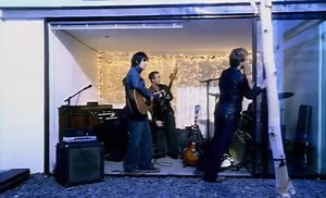 Toploader - Dancing in the Moonlight 🌙 | In A Relationship With Music