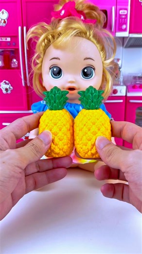 Girls Eat Pineapple Set Toys 🍍 Satisfying ASMR Kitchen Playset Unboxing #toys #asmr