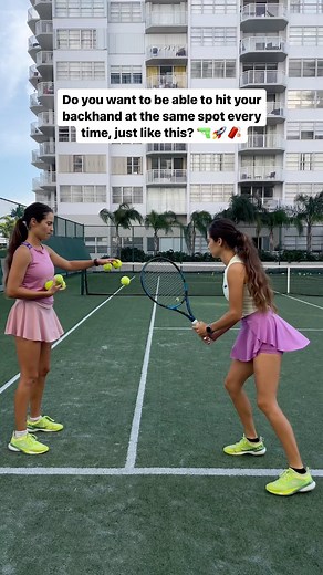 Twins Of Miami on Instagram: "Let’s spill all the tea about the perfect down the line backhand. It is true for most people that backhand is their weakest shot. However, it doesn’t have to be that way. Keep reading to see all the tips that make the perfect backhand! 1. For the perfect backhand dtl, you need your shoulders to be fully turned. You want the front shoulder to point at the direction you want the ball to go. The key is to not open the shoulders until after the point of contact aka stay