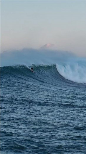 Waimea Bay Dawn Session Before The Eddie
