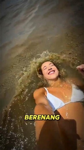 Cewek Ini Tidak Sadar Ada yang Masuk Lewat Hidungnya 😨 #shorts #creepy #viralvideo