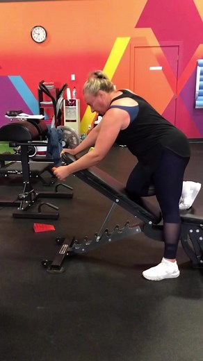 One of the “friendliest” setups for a row, the half kneeling bench assisted cable row puts you in a really comfortable position which also allows a slight reach at the top portion of the movement. It also allows the rotation pull at the very end. Win win. #yegfitness #mondaymotivation #yeg #yegfitfam #fitnessmotivation #workoutmotivation #strengthtraining | SVPT Fitness & Athletics