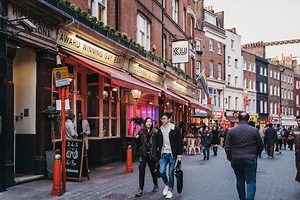 The best LGBT  bars in London - Lonely Planet