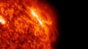 Solar superstorm could 'wipe out the internet' for weeks or months, scientist says
