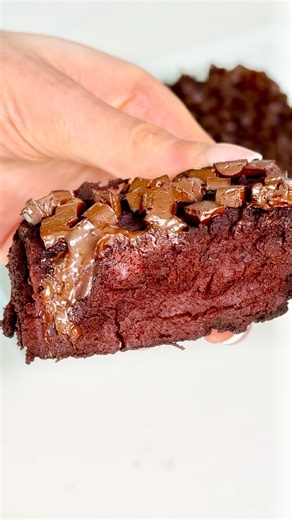 Bethany | @lilsipper 4-Ingredient CONSTIPATION RELIEF BROWNIES with not one, not two, not three, but 4 key ingredients proven to help with... | Instagram