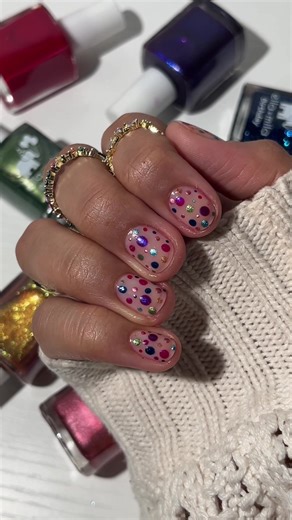 Daily Nail Art Inspiration: Day 5 Challenge