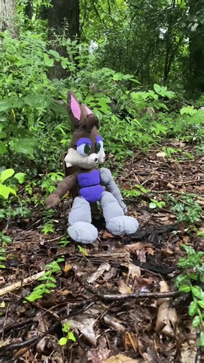 This is a plush I made and finished back in June, the character is from a old sonic the hedgehog cartoon my mom showed me when I was little, the pattern was made by me, but the character is owned by Sega, if you are interested in making your own please DM me on here I will make sure to respond as soon as possible #90s #sonicsatam #bunnierabbot #plushies #customplush #customplushie #plushmaker #sonicthehedgehog #sonic #soniccartoon #sonicfan #sonicplush #fyp #fypage