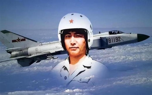 上面在讲烈士，下面的学生你他妈笑个屁！