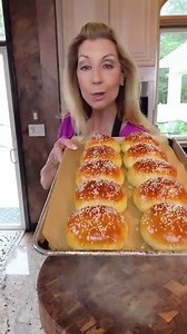 Pumpkin Risotto. Making Risotto is all about technique. As it sits, it further tightens up. Serve Immediately or you’ll loose the creamy, velvety texture you worked so hard to achieve. I used: 1 Cup freshly roasted pumpkin puree. . . . #pumpkinrisotto #pumpkinseason #risotto #foodies #homemade #cookingwithshereen | Cooking with Shereen