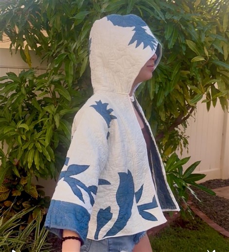 Hawaiian Style Quilt Jacket With Hood, Blue, and White - Etsy