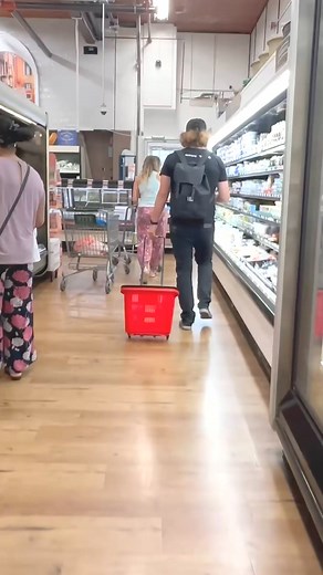 Want to win your own $500 shopping spree! leave comment below.... you can be next #21secondschalleng #shoppingspree #freepaid #randomactofkindness #shoppinghaul #ShoppingSpree #studentlife #reelsviralfb #reelsvideos #fbreelsvideo #fbreels #foryoupage | V. Alexander