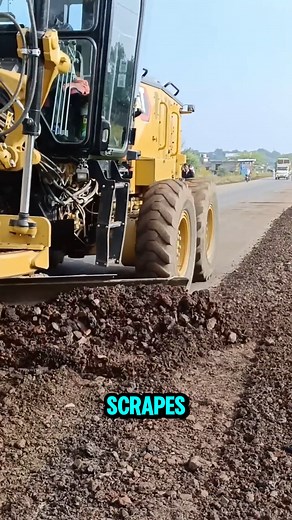 Use a grader to clean the road surface | Melo Studio