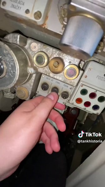 Part 2 of our POV tour inside a T-72. This time we take a look inside the very small turret😅 #tank #tanks #tanker #t72 #t72tank #soviet #soviets #ussr #sovietunion #soviettanks #coldwar #russian #russia #ukraine #history #worldoftanks #warthunder #abrams #donbass #military #wot #wotblitz #worldoftanksblitz