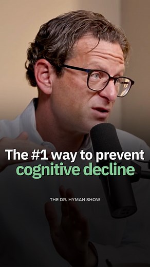 Exercise is the single most powerful tool to protect your brain. 🧠 Dr. Richard Isaacson explains why consistent, intentional movement can lower amyloid (the sticky protein linked to Alzheimer’s) and reduce cognitive decline more effectively than any pill. Walking helps, but targeted exercise that builds muscle and burns fat does even more to keep your brain young. Does this make you want to get moving? 👇 | Mark Hyman, MD