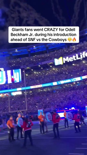 A sweet welcome back for OBJ #obj #odell #odellbeckhamjr #odb #giants (📹 Madelyn Burke)