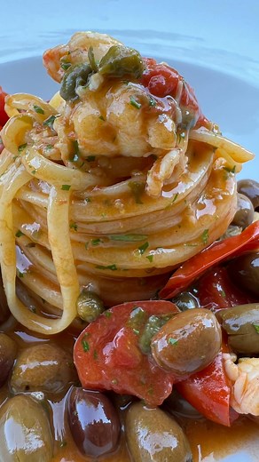 374K views · 3.1K reactions | Puttanesca di mare con gli scampi!襤 Una...