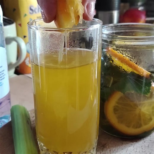 12 reactions | At 56, from 210 to 149, back to my skinny jeans and super in love with the new me and my new life ❤️ All thanks to this delicious Costa Rican tea  I still can’t believe I now receive compliments everywhere I go :-) Tap the Learn More button to get the Tea Recipe that got me from 210 and always tired, to 149 and energized all day long  - Linda Campbell | Happy Linda | Facebook