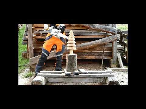 Carving a simple tree (Chainsaw Carving) [fast motion]