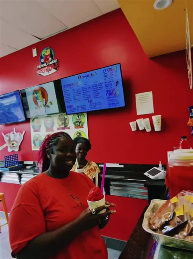 Tuesday Vibes pull up 12-8pm the hottest spot in Spring! #sweetbeez #springtx #softice #tuesdayvibes