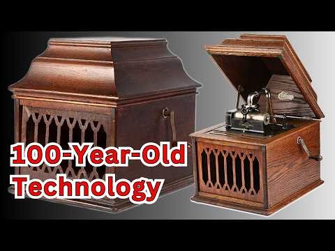 The 1913 Amberola VIII by Thomas Edison