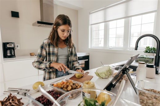 How the Science of Contribution Can Inform Community Programs | Center for the Developing Adolescent