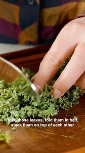 How to make a healthy kale salad with citrus vinaigrette | Easy & delicious recipe!