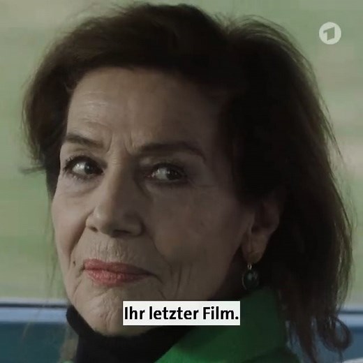 Die Tragikomödie "Lang lebe die Königin" ist der letzte Film der großen Schauspielerin Hannelore Elsner. Das Erste zeigt den Film ein Jahr nach ihrem Tod. Am Mittwoch um 20:15 Uhr im Ersten und schon jetzt in der ARD Mediathek: www.ardmediathek.de/daserste | ARD Mediathek
