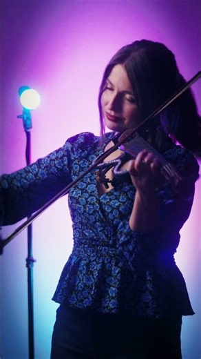 🤍 Close your eyes and just listen #violin #violinist #springwaltz #romanticmusic #relaxingmusic