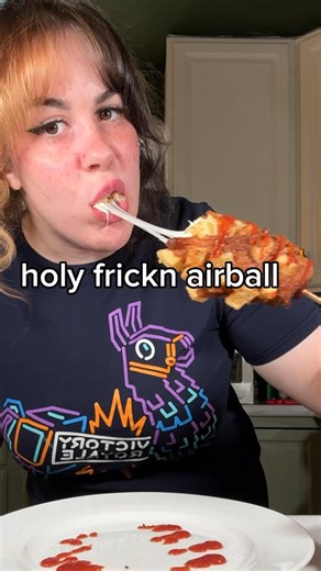 Maze L on Instagram: "no day off in 2 yrs but it’s a pretty cool job"