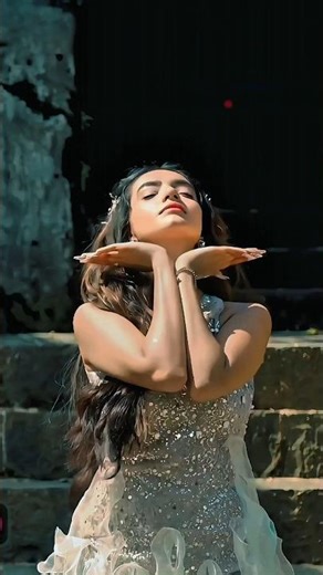 Anushka Sen Stylish Dance With Amazing Dancer 🔥 | Dance Shorts #anushkasen