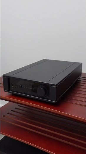 Unboxing the Rega Brio MK7 – Compact Hi Fi Beast!