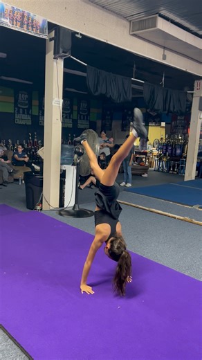 Two things that never get lost on me in my 15 years coaching. 1. How far people drive to work with me 2. How much they pay for a private When I was younger my parents couldn’t afford private lessons so I only had the option to get better in class 🥲 ANYWAYS, here’s what makes it worth it. I’m so adamant that a child will improve every private with me. Mom says she’s been working her front walk over for 4 months with no progress. That’s a long time of tuition, practices, time invested, etc. After