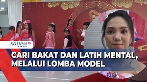 Puluhan Peserta Adu Bakat Lewat Fashion Show Elite Modeling Indonesia