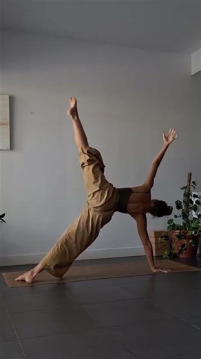 The body follows, but the true unfolding happens within#dance