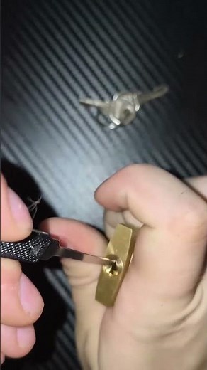 Finally got some new padlocks! Master padlock Magnum #lockpicking #masterlock #opening #magnum