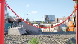 Mr. Chain Plastic Barrier Chain, Safety Green, 1-Inch Link Diameter, 100-Foot Length (10014-100)