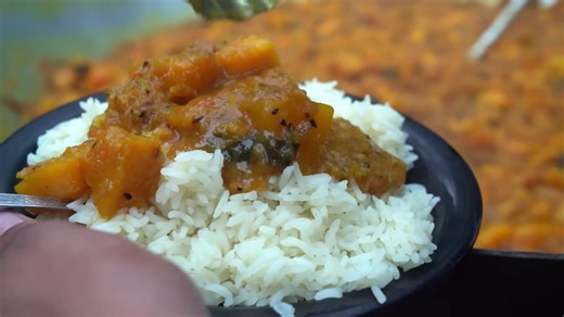 This video shows how granny cooks pumpkin using traditional methods