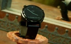 Moto 360 (2nd gen) Review: Worthy buy for the price tag