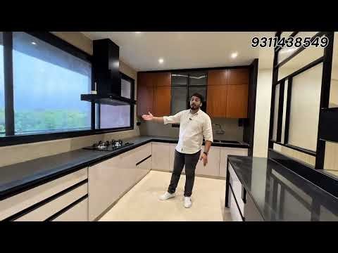 3BHK 210 Gaz Independent Builder Floor in Dwarka Sector 8 | Lift & Parking | Prime Location | SHD