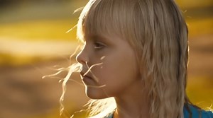 Park Janitor Sees Little Girl in the Same Spot Daily — Then Calls the Police