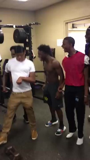 Weight Room Action!😂😂💪🏽 #mkslatt #weightroom #viral #funny #dancing #fyp
