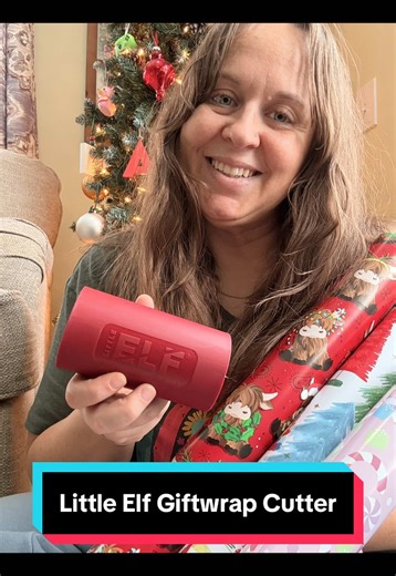 Wrap gifts way faster 🙌🏼 The Little Elf gift wrap cutter slides cleanly across the roll for perfectly straight cuts—so much quicker and easier than scissors. Holiday hero! 🎄🎁 #LittleElfCutter #WrappingHack #HolidayReady #TikTokShopCyberMonday #TikTokShopBlackFriday
