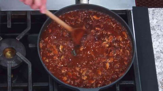 The homemade Salisbury steak recipe delivering bold flavor and tender texture