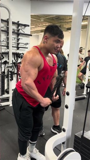 A classic move for big triceps