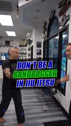 Edward Anthony on Instagram: "Don’t be a sand bagger in Jiu Jitsu!🔥🥋 #jiujitsu #jiujitsutips #martialarts #combatsports #bjj"