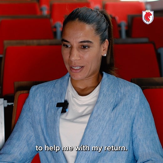 Amel Majri, une joueuse et une femme exceptionnelle, mais surtout la maman de Maryam. 💖 L'interview : https://youtu.be/NZ7Y2tJCveM | OL Lyonnes