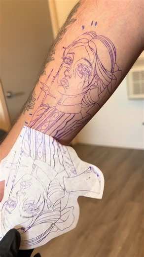 i would love to tattoo more movie girls🫣 thank you for looking ⭐️ instagram is @/rachelcantattoo #fyp #tattooartist #tattoo #miagoth #pearl #maxxxine